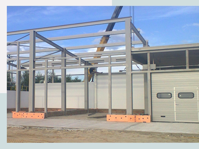 Строительство автосервисов от СтальСтрой-Прх по цене 650 руб.