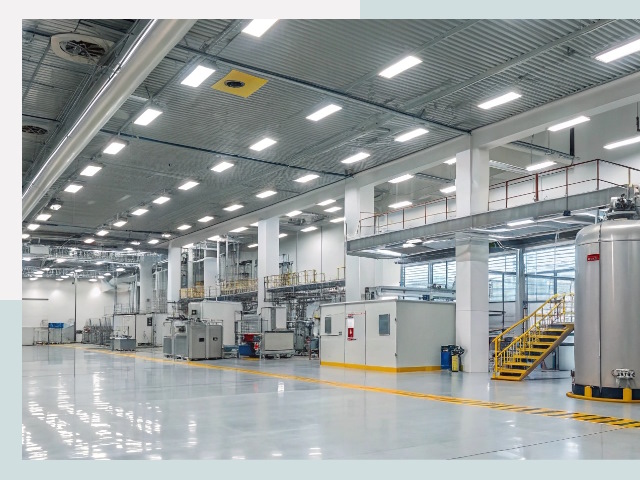 Освещение ангаров в Прохладном от 650 руб. - Эффективные решения