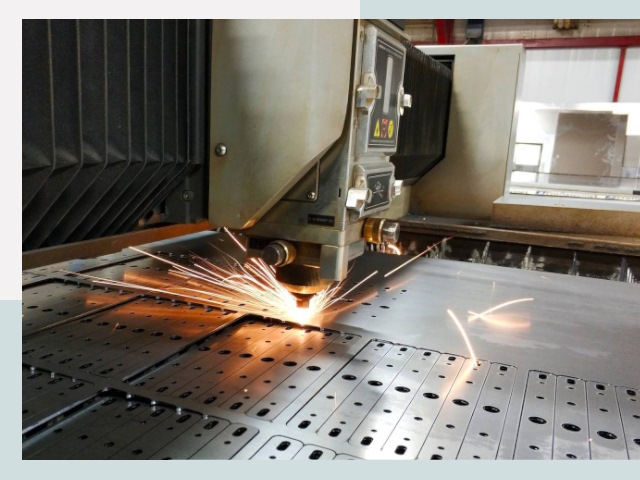 Лазерная резка металла в Прохладном от 650 руб.